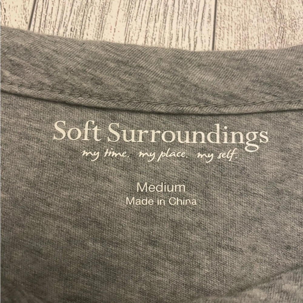 NWOT Soft Surroundings Tatum Top Relaxed 3/4 Sleeve Size M gray heather Cotton - Picture 3 of 8